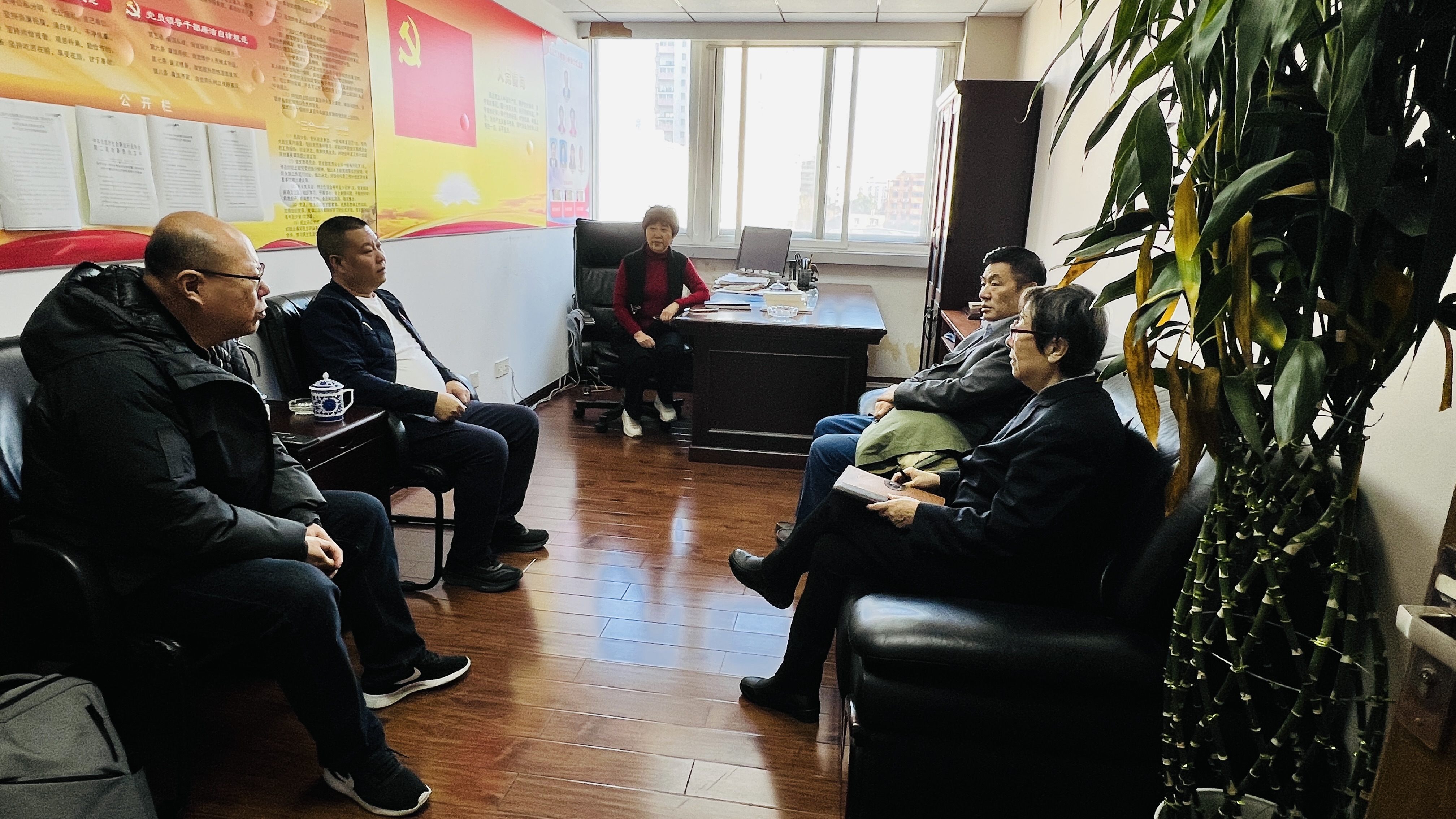 养装美分会与北京汽修行业协会携手共促车身点喷工艺规范化发展(图1) 养装美分会与北京汽修行业协会携手共促车身点喷工艺规范化发展(图1)