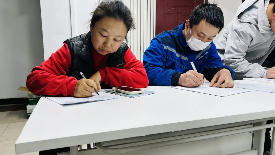 共建诚信汽配城 共筑放心消费市场 ——西国贸汽配城质量服务月活动圆满举办(图8)